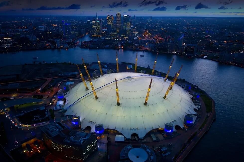 Funktion one stadium case sharing Ⅳ     London Millennium Dome + Humo Arena Uzbekistan